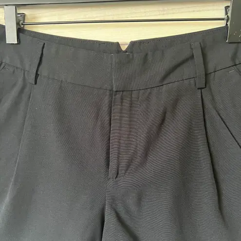 Gap True Black Tailored Cuffed 4” High Waist Flattering Trouser Shorts P - Image 2