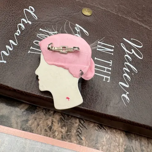 Vintage Lady Face Brooch – Pink Beret Parisian Pin