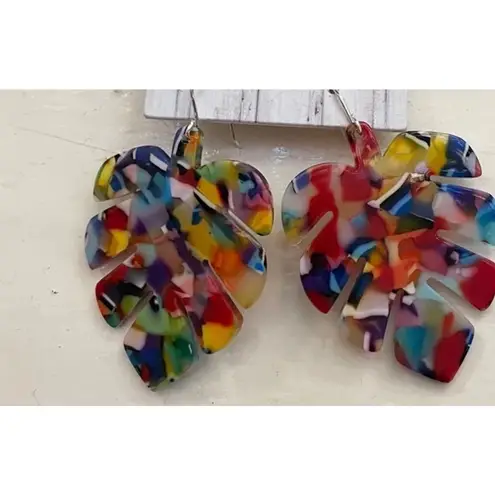 NEW Women’s Monstera Rainbow Tortoise Shell, Palm Tree Dangle Earrings Blue