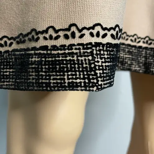 Chadwick's Chadwick’s 3/4 Sleeve Tan and Black Floral Dress With Raised Floral Print Size 4