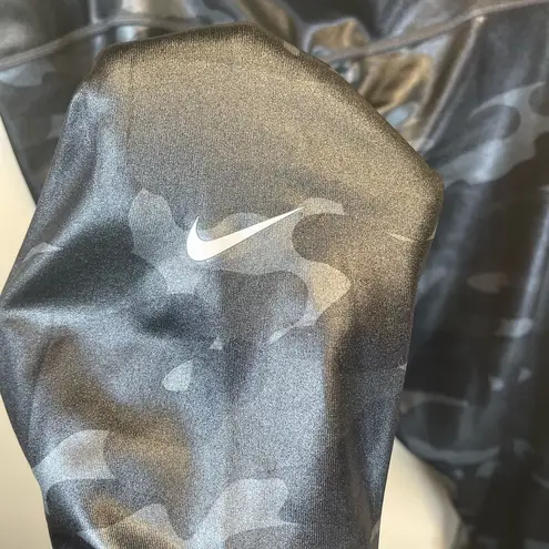 Nike  ONE Dri-FIT Mid-Rise Black Gray Camo Print‎ Leggings Size 1X