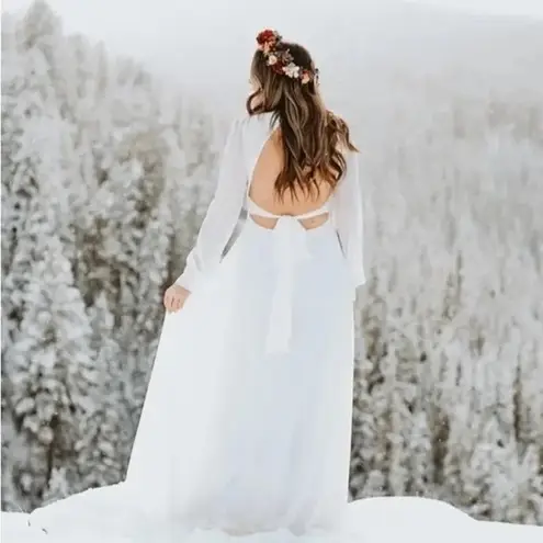 Lulus Talk About Divine White Long Sleeve Backless Maxi Dress Size M Size M