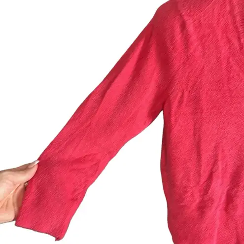 Sutton Studio For Bloomingdale’s super soft V