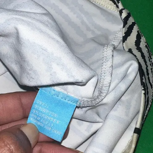 J. McLaughlin Beige and White Patterned Dress size Small