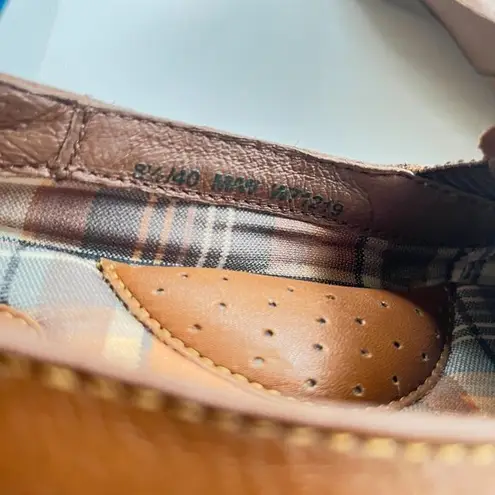 Born Womens Brown Leather Loafers Slip Ons Boat Shoes Comfort Size 8.5 S…