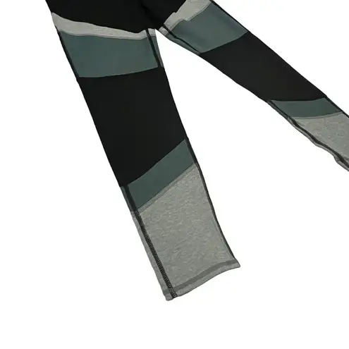 Threads 4 Thought MEDIUM Black/Gray Lynn Colorblock Legging Stitch Fix ReActive
