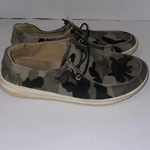 Hey Dude Wendy Camo Casual Comfort Shoes Size Womens 7