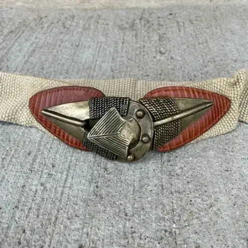 Vintage OMEGA Arrowhead Arrow Metal Buckle Stretch Belt Tan Brown Natural Large Gold