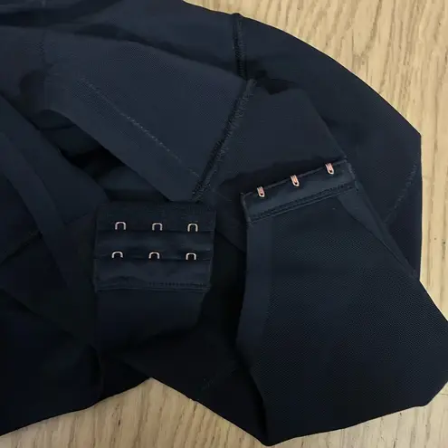 🆕 PINSY Scoop Tank Hourglass Shapewear Thong
Bodysuit Black S🆕