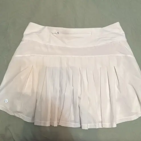 Lululemon White Pace Setter Skirt -
Pleated Tennis Skirt Size 6