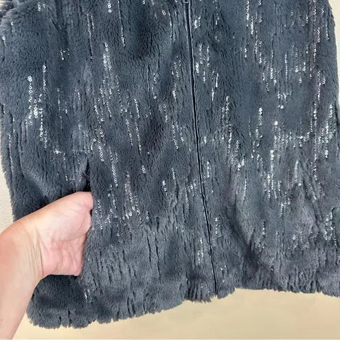 Joan Rivers Gray Faux Fur Sequin Full Zip Vest XS Maximalist Whimsigoth