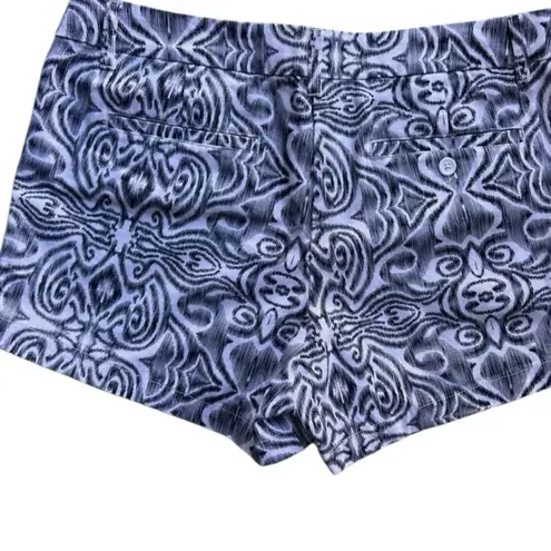 Macbeth collection by Margaret Josephs Black White Printed Shorts Women's Large