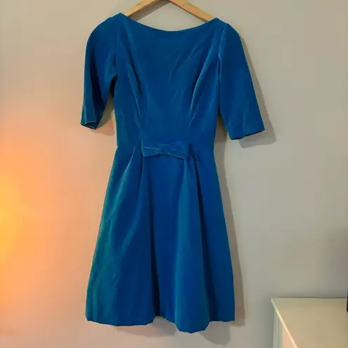 Circa 1960's Lorrie Deb blue velvet short sleeve dress Size 4