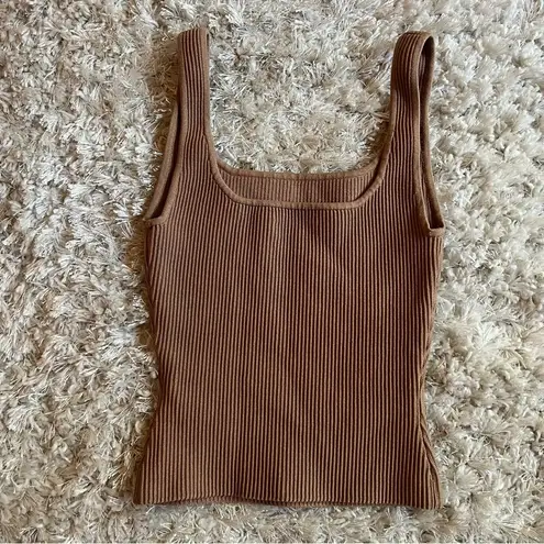 Babaton Sculpt Knit Squareneck Tank Top in Constant Camel Size XS