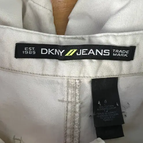 DKNY  Jeans 100% Cotton High-Rise Beige Shorts Size 6