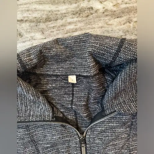 Lululemon Grey  Zip Up Jacket Size 6