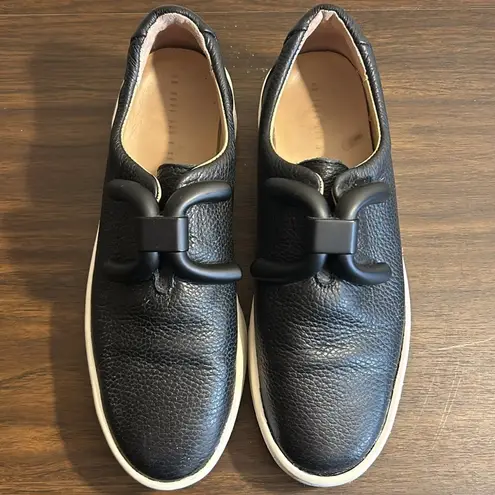 An Hour and a Shower Knot Sneakers Black Size 39 \ 8.5