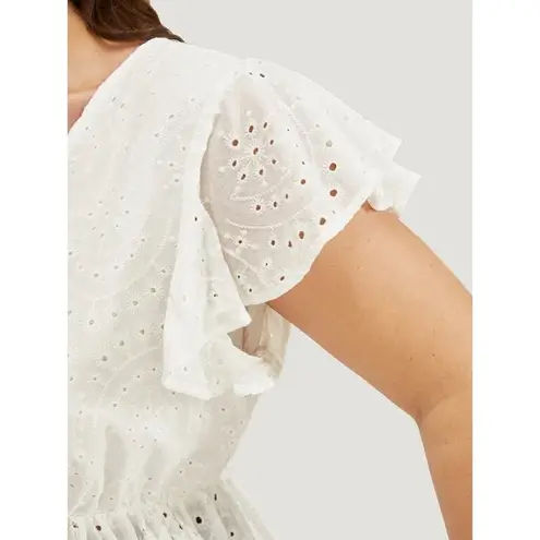 Bloomchic Solid Ruffles Scalloped Trim Laser Cut Blouse White 18-20