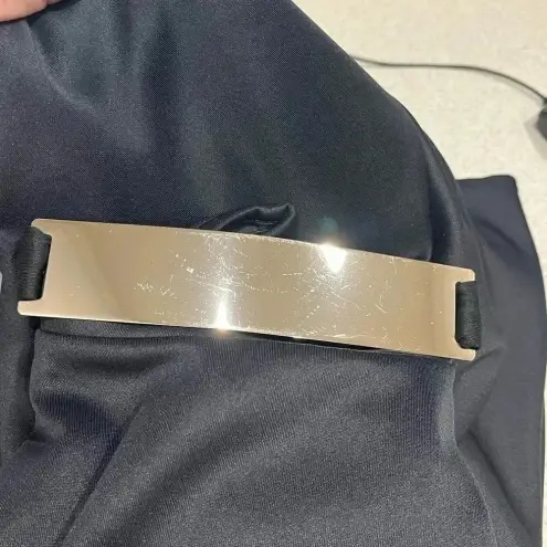 Persaya Black Sleeveless Side Cut