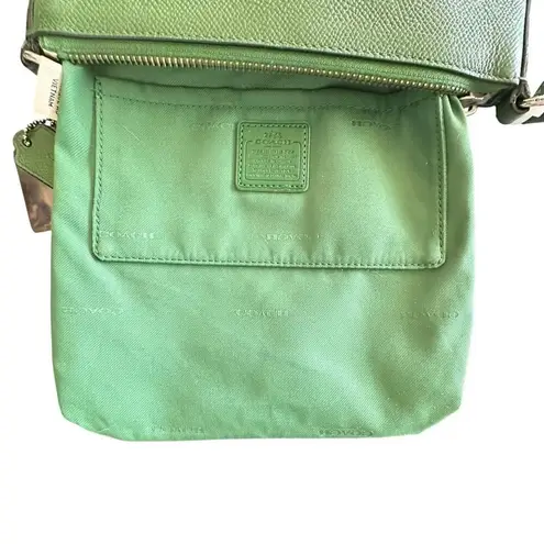Coach Kitt Green Messanger Cross Body Shoulder Bag ***Item: P32
