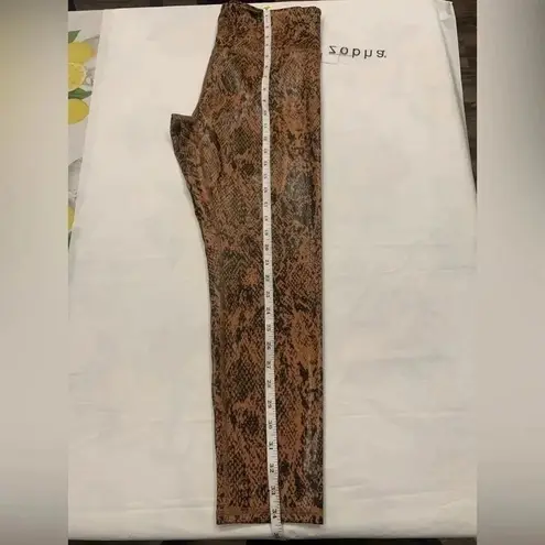 Zobha Taylor Sport Bra + High Rise Shine Legging Size L