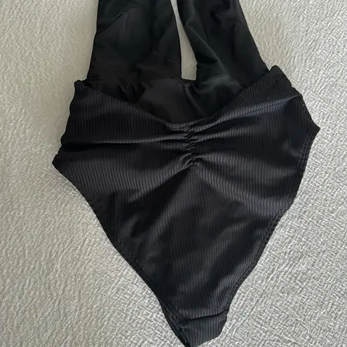 MONTCE Black Rib Tropez Tie