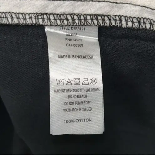 Elan  Black & White Distressed Color block
Jacket/Shirt(Size Medium)