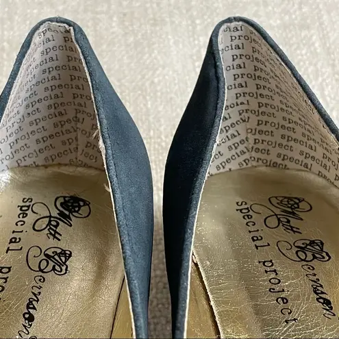 Matt Bernson Blue Leather Suede Heels with a Glitter Cap Toe Size 11