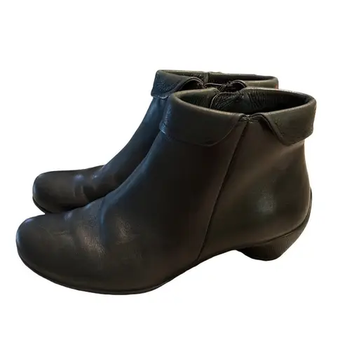 Ecco SCULPTURED 45 WOMEN'S ANKLE BOOT IN BLACK