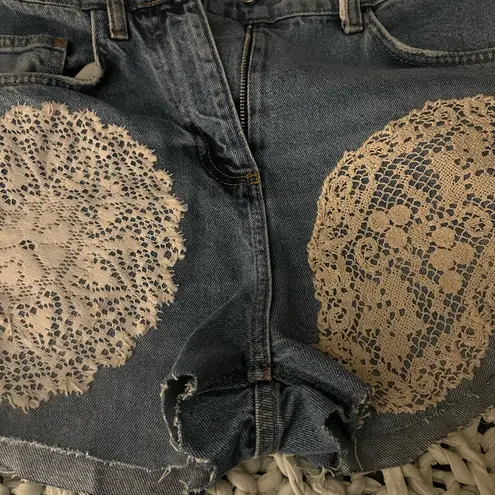 Collusion Denim cut off Shorts with Lace Accents Blue Size 28