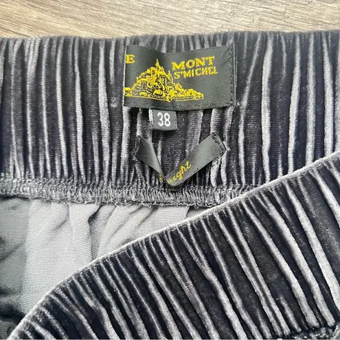 Le Mont St Michel Velvet Mini Skirt with Pockets Size 6/38 Gray