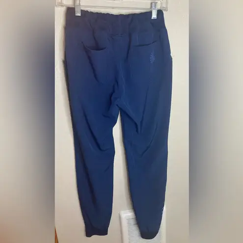 Heart soul  Scrub Set With Jogger Pants Size XS Navy Blue