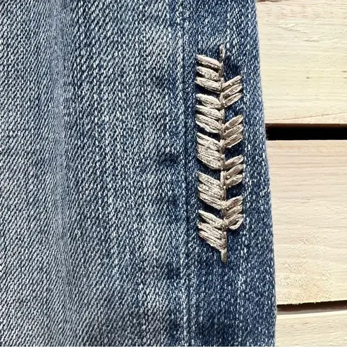 BKE Denim Payton Straight Leg Jeans Medium Wash Embroidered Stitching Size 27