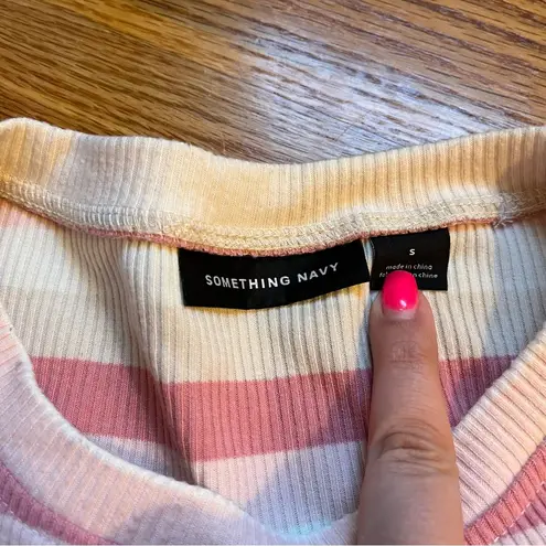 Something Navy pink cream and beige striped sweater size small