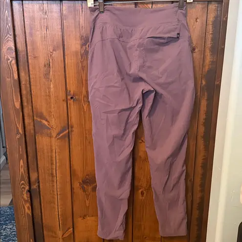 Mountain Hardwear Dynama High-Rise Ankle Pants, Size XS