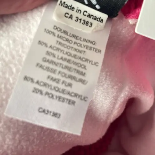 Beanie with Pom Pom NWT Pink