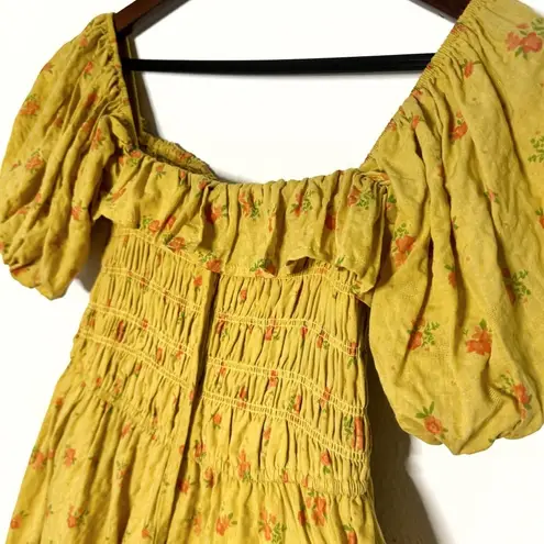 R. Vivimos Floral Print square neck Puff Sleeves Ruffles Midi Dress size M NWT Size M