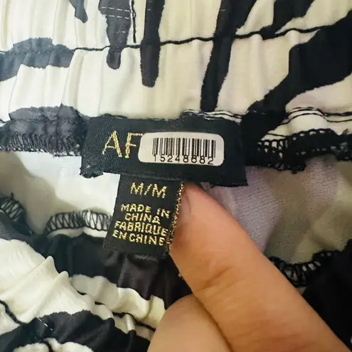 AFRM Wrenn Black White Zebra Polyester Tie Waist Loose Fit Shorts Size Medium