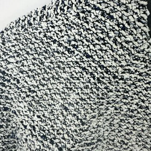 Club Monaco  Boucle Zip Jacket Womens Small Black White Quiet Luxury Minimalist