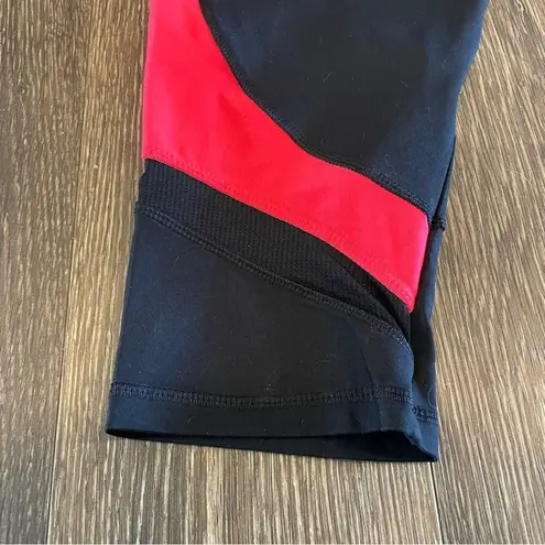 Avia Black & Hot Coral Cropped Workout Leggings Size L