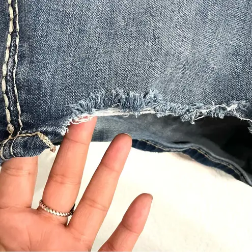 Silver Jeans Women’s Shorts Denim Jean Elyse Distressed Thick Stitch Size 20