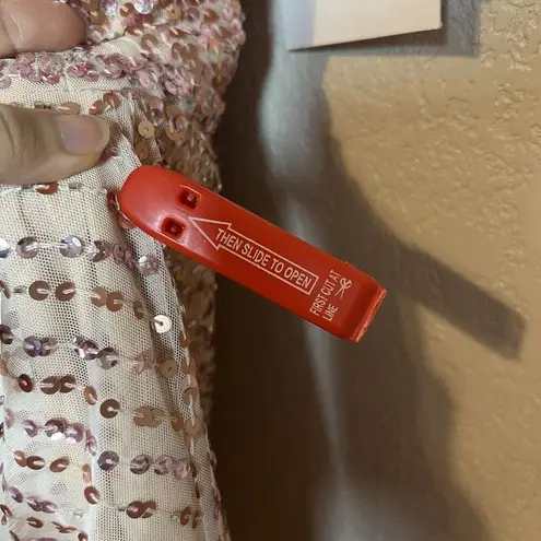 Mac Duggal Embellished Puff One Shoulder Gown Size 0 Apricot 5622 Prom Gala