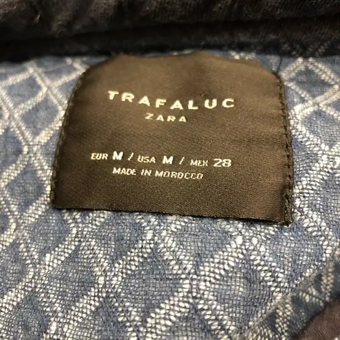 ZARA  quilted zip up jacket embroidered edges sz M