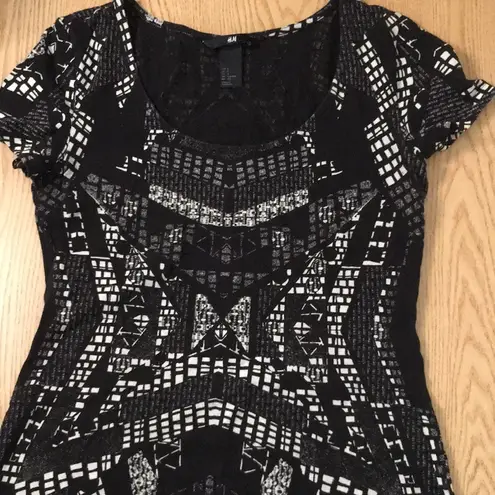 H&M B16 Womens  Black and White Bodycon Mini Dress size Small