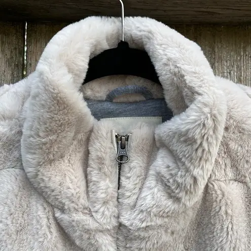 Dylan NWOT “Fur Love” zip front fuzzy vest