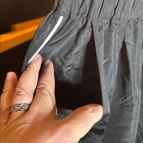 Maniere De Voir Black Satin Joggers Size 6 (XS to Large)