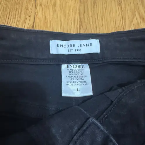 Encore Sz Large Juniors Stretchy Black Distressed Bermuda Shorts Jeans Destroyed