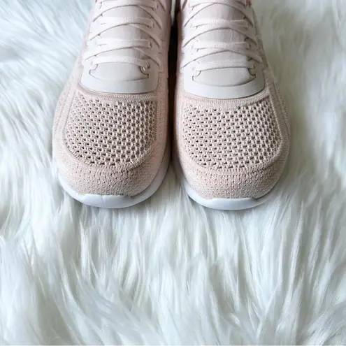 APL Athletic Propulsion Labs Soft Pink TechLoom Tracer Size 10.5 NWOB