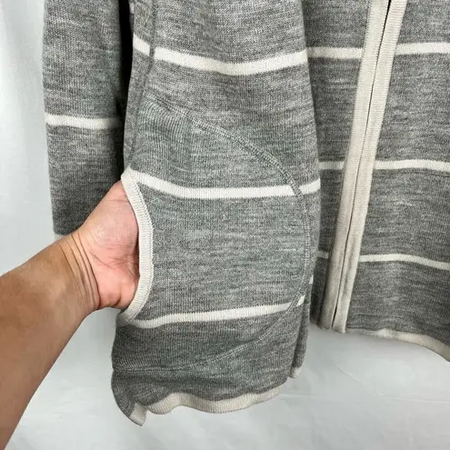 NWT A La Carte Reversible Zip Up Striped Jacket Medium Gray