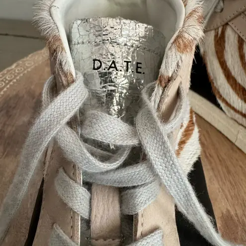 D.A.T.E. Women’s Hawk Animalier Zebra Luxury Fashion High Top Sneakers Sz 7 Tan
